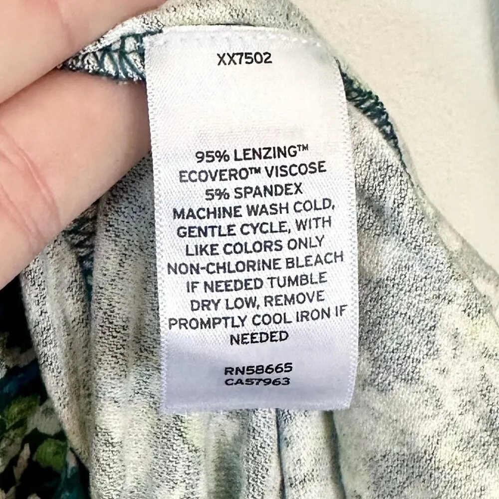 NWT bp Green Floral Knit Long Sleeve V-Neck Sustainable Dress - Size: XXS - Image 5