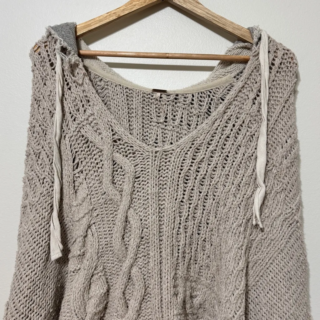 Free People Elan Tierra Cable Knit Hoodie Sweater Size Medium Oversized Cream - Image 5