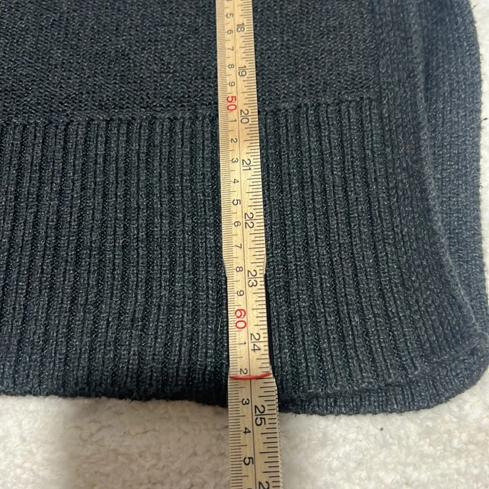 Aerie Grey Crewneck Sweater Size XXS - Image 5