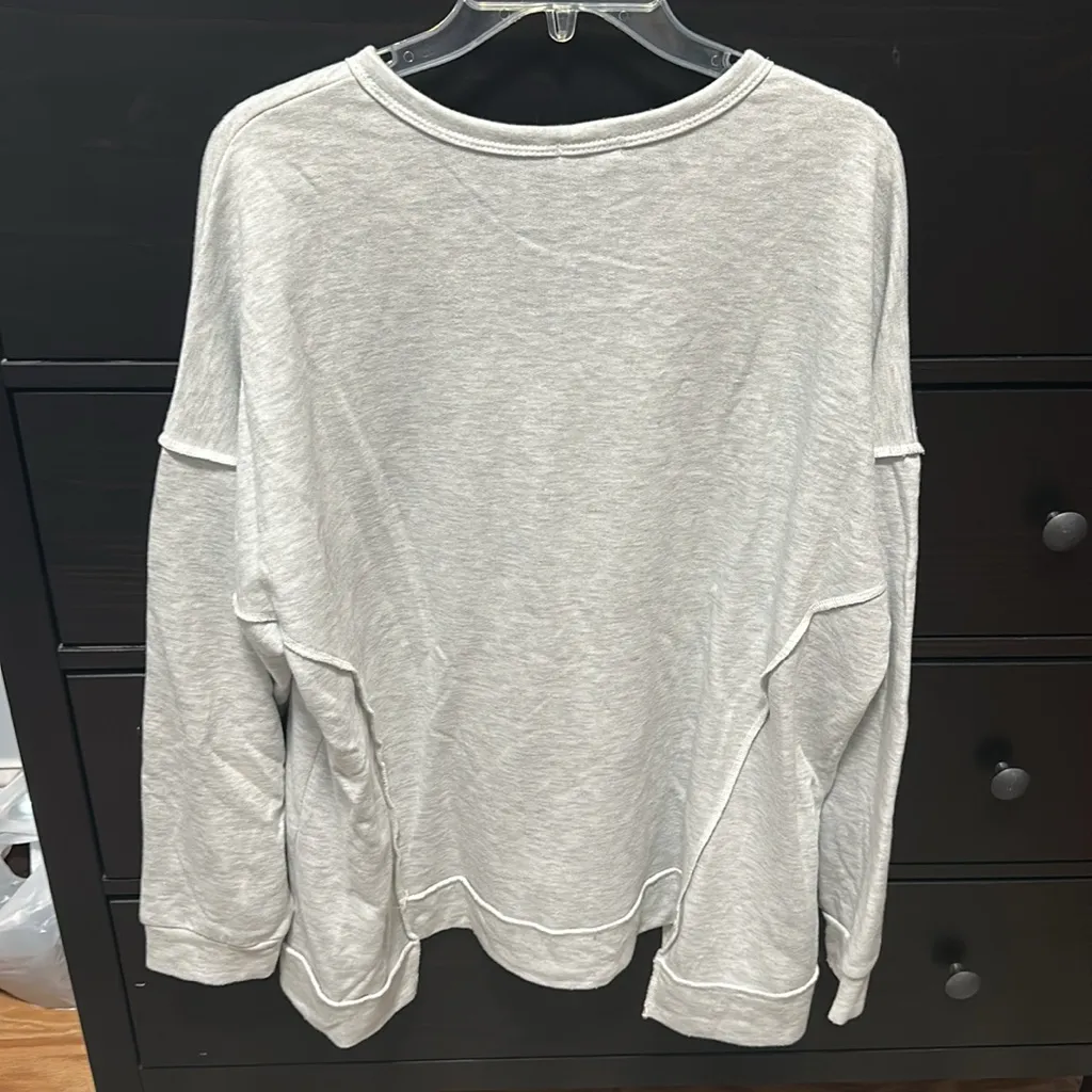 Gray North Carolina Sweatshirt Size L - Image 3