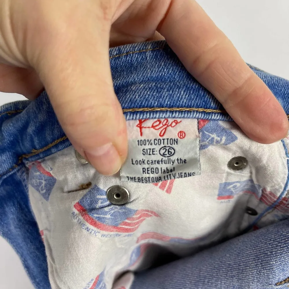 REGO Vintage Women's Size 26 Med wash High Rise Waist Western Jeans Gold Stitch - Image 15