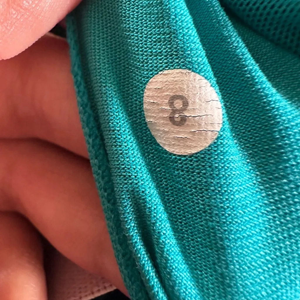 Lululemon Power Y Tank Blue Teal Stripe Racerback Shelf Bra Sz 8 - Image 5