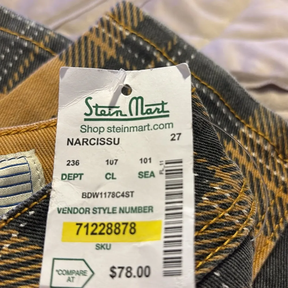 Black & Gold Plaid Skinny Jeans Size 6/27 - Image 9