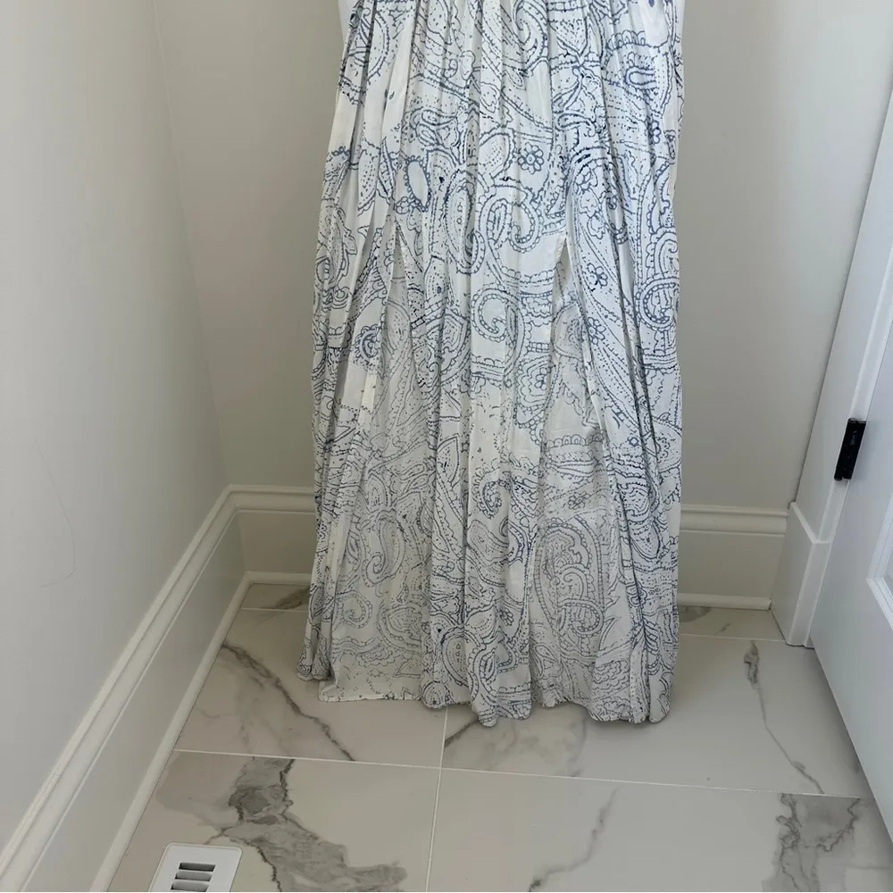 Raviya Women's Blue and White Off - Image 12