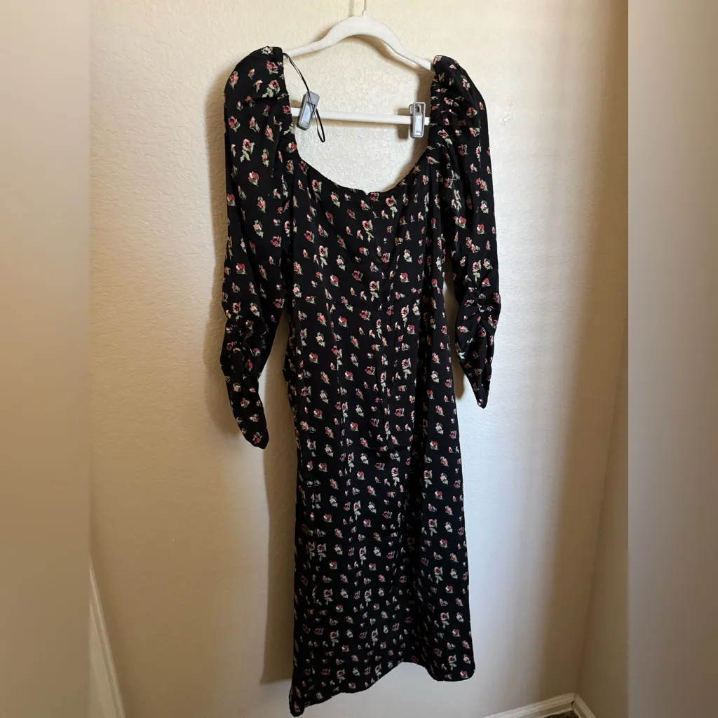 ASTR The Label floral long sleeve milkmaid satin midi dress Sz Large Black Ditsy - Image 7
