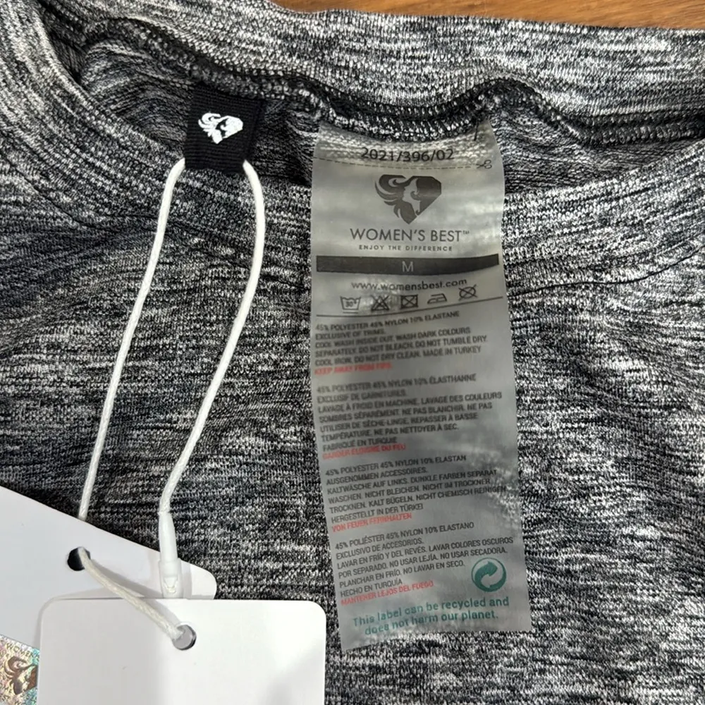 Women’s Best Wear move seamless long sleeve corp top - Image 2