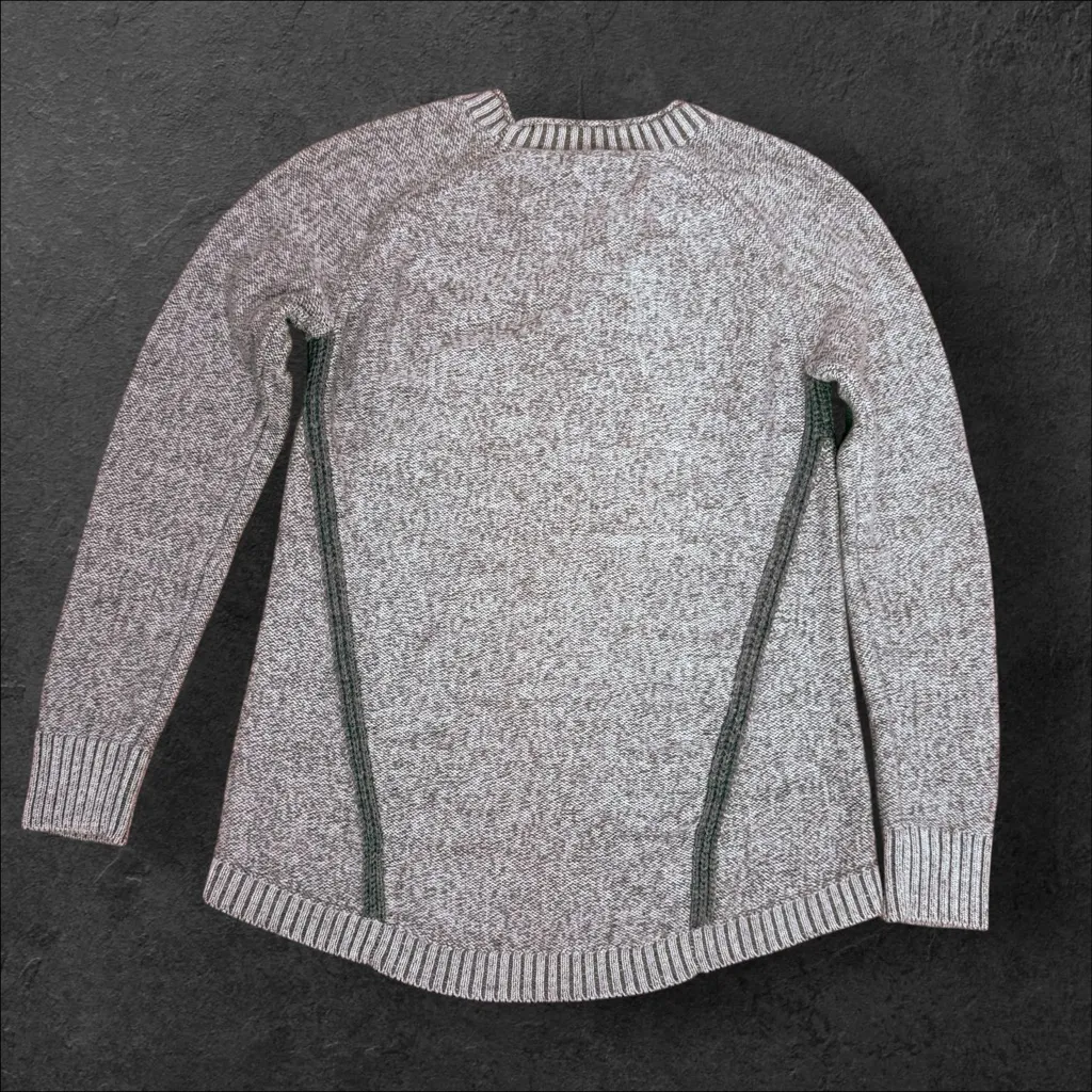 TOAD & Co. Marvelous Panel Crew Sweater. Grey. Size Small. Gray - Image 5