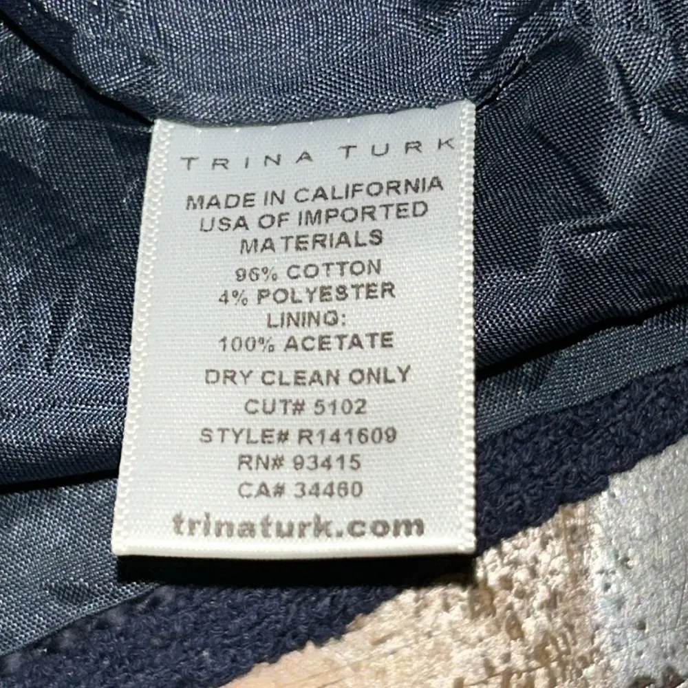 Woman’s Trina Turk Strapless Crop Top Blue Size Medium - Image 7