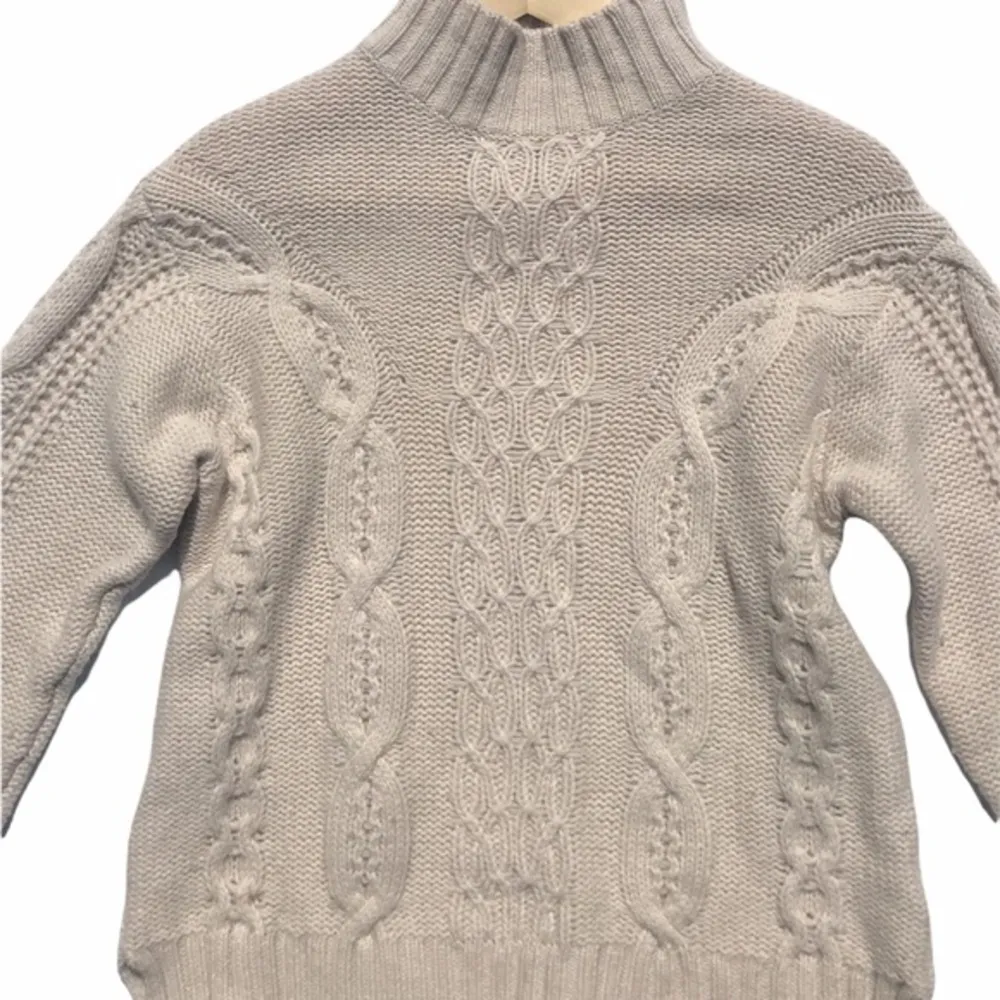TAHARI Cream Cable Knit Lambs Wool Sweater - Image 7