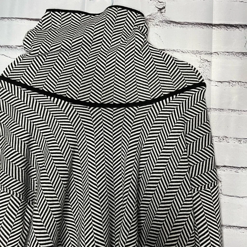 Calvin Klein Black and White Wide Cowl Neck Sweater Striped Monochrome SZ S - Image 6