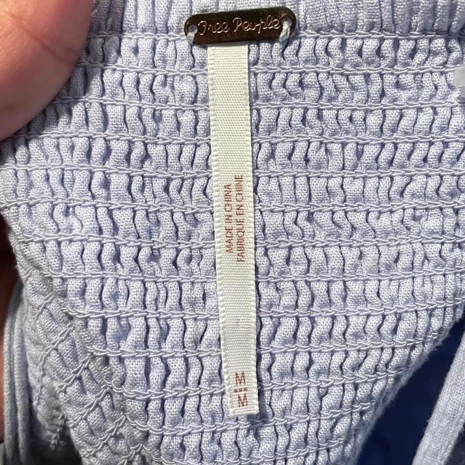 free people light blue top with wrap ties, size medium - Image 7