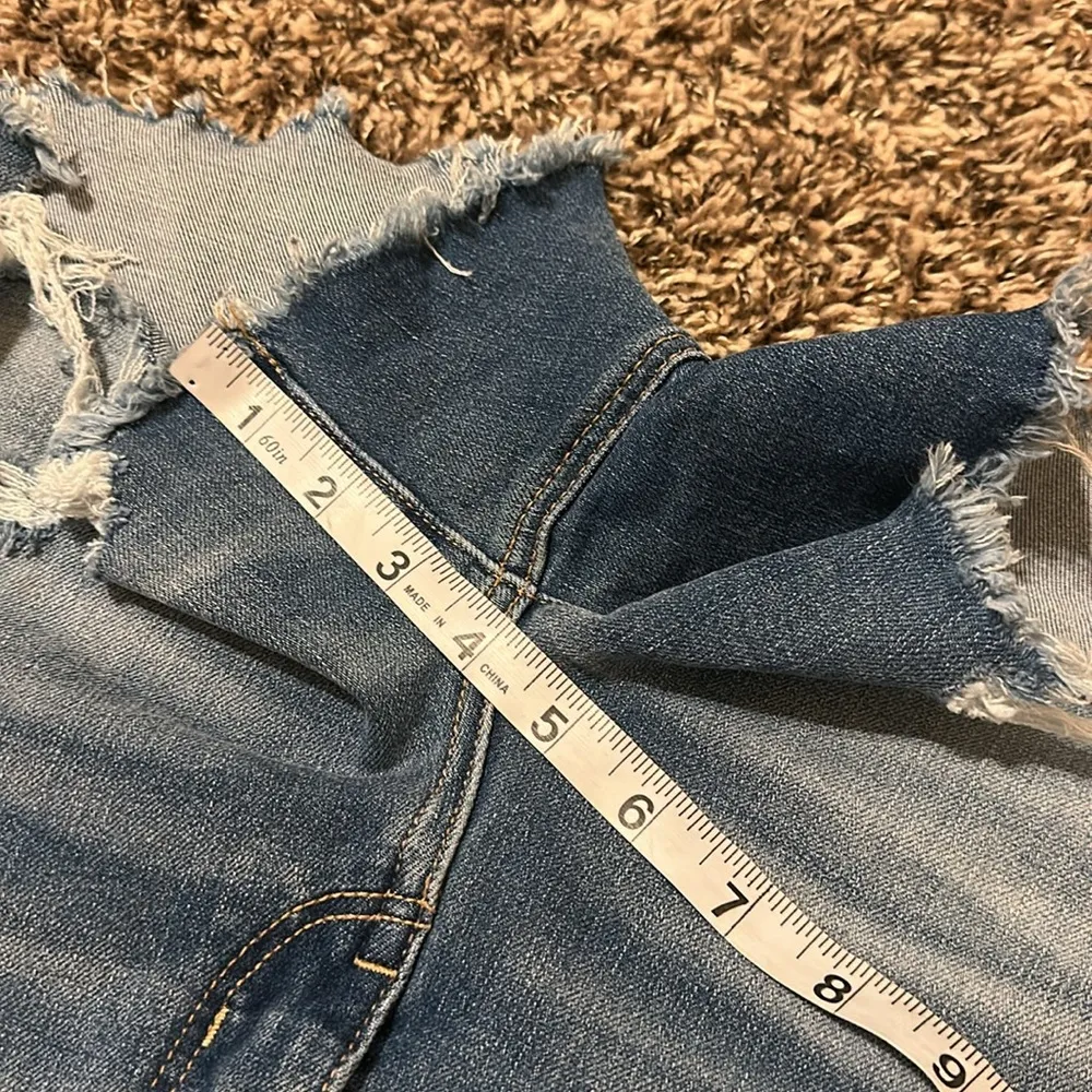 American Eagle Curvy Midi Jean Shorts Size 6 - Image 9