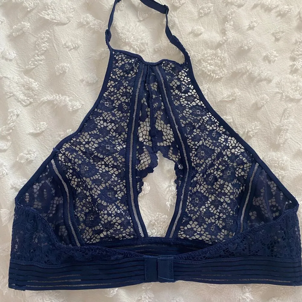 Victoria's Secret Keyhole Bralette Lace High Neck Size Medium Wireless Sexy Blue - Image 2