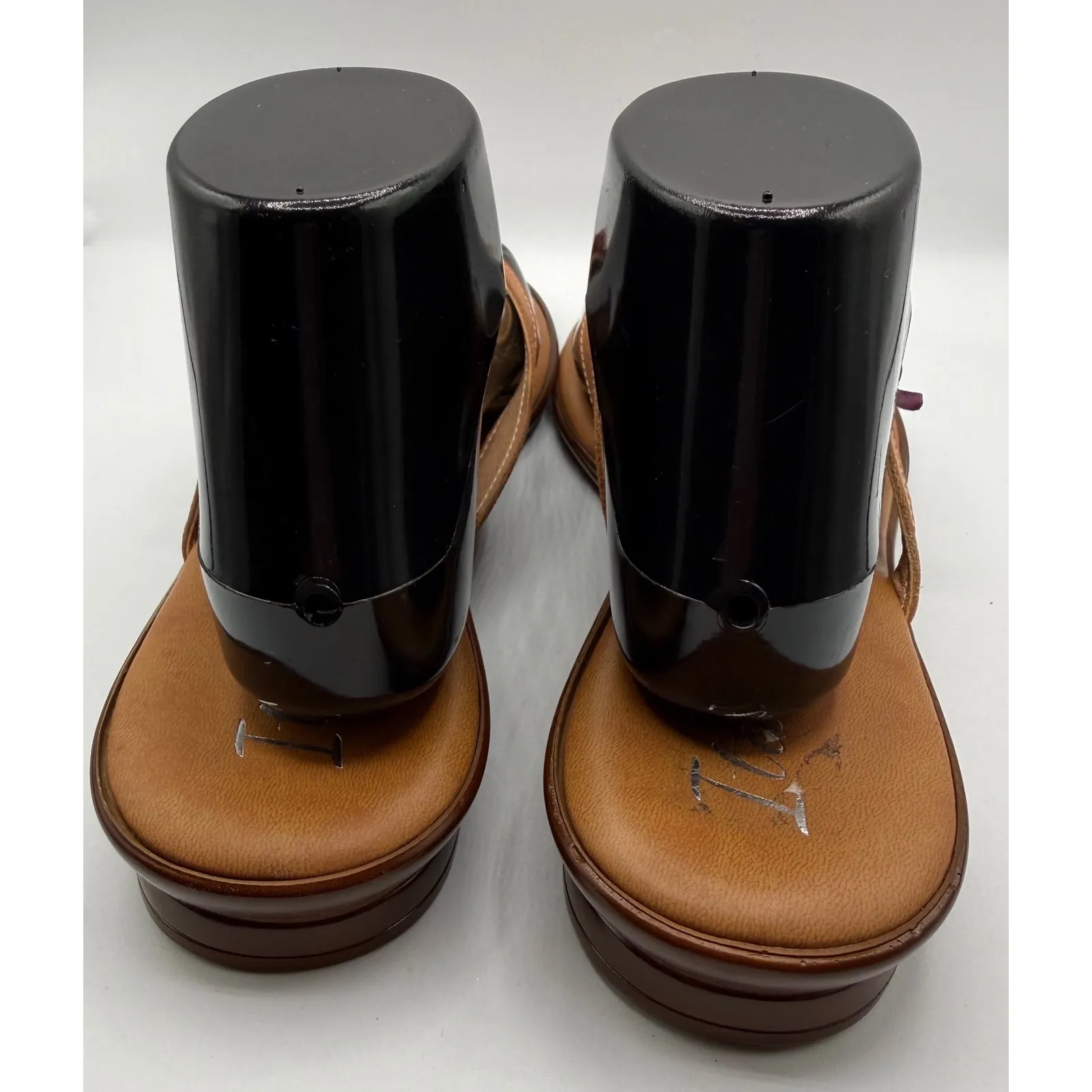 Italian Shoemaker Women 11M Brown Flower Embellish Sandals Slip On Flats Casual - Image 4