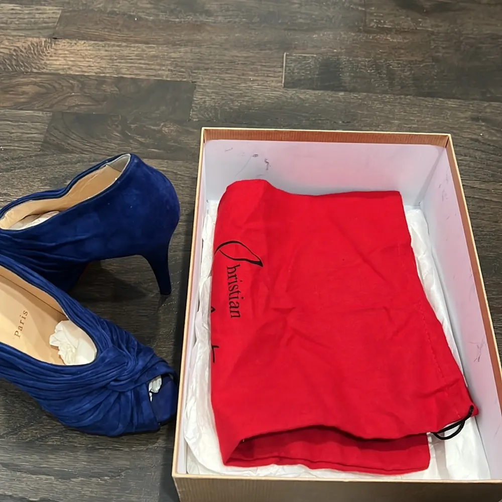 Christian Louboutin Manchon Suede Booties - Image 9