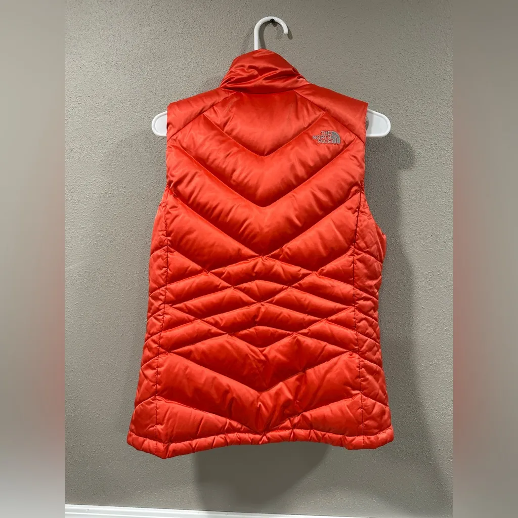 The North Face 550 Puffer Vest Orange - Image 5