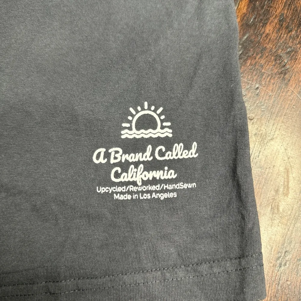 Crewneck tee shirt cotton “cat me if you can” summer beach casual modern - Image 5