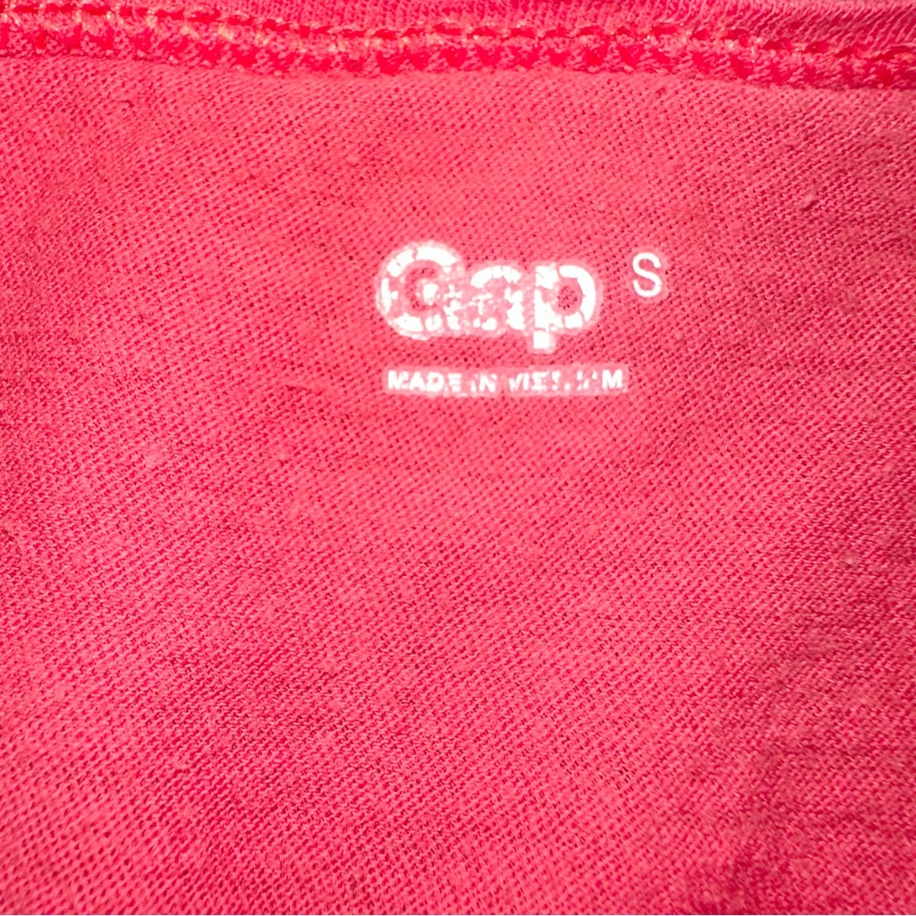 Y2K Gap Coral Quarter Length Henley! - Image 2
