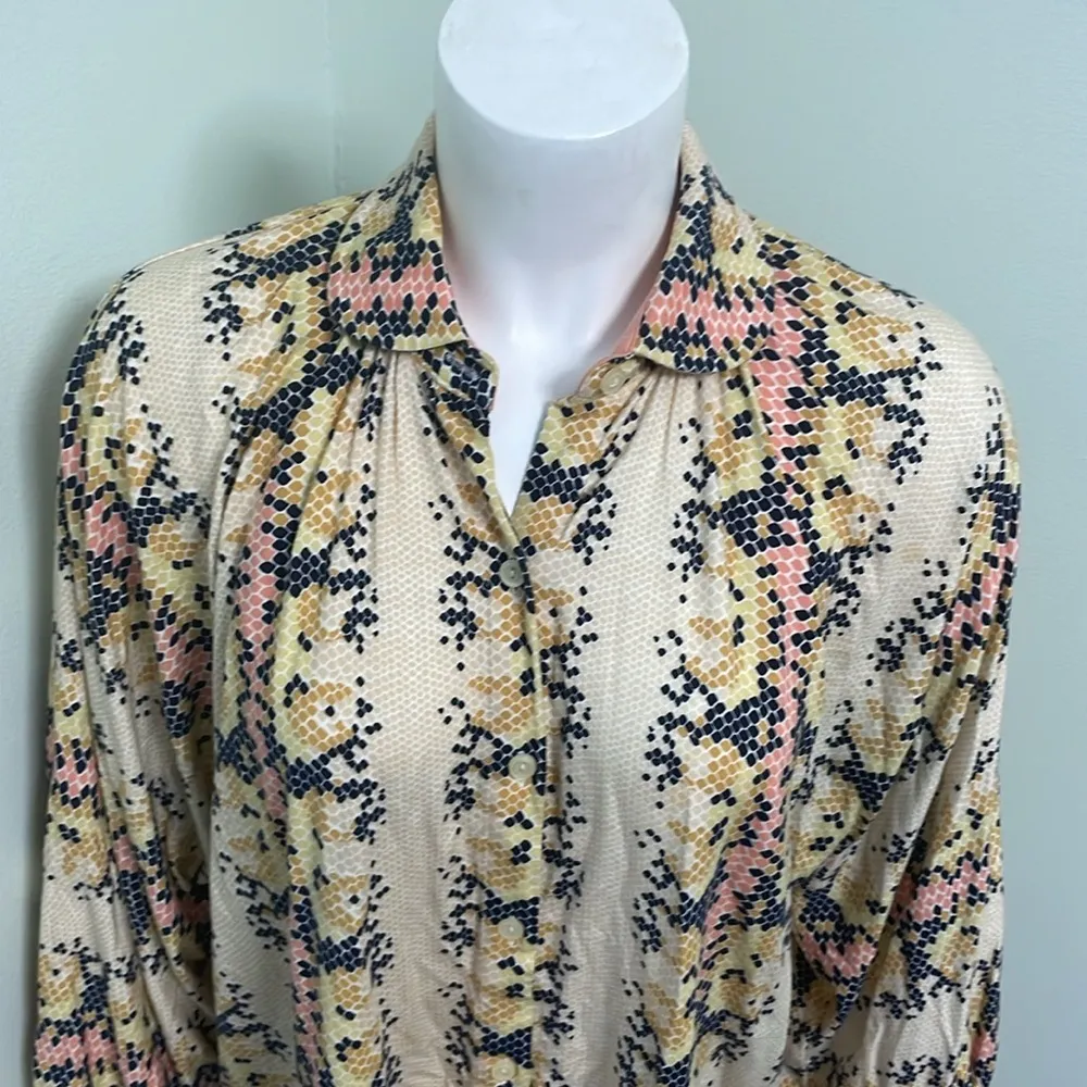 ANTHROPOLOGIE Abbe Honeycomb Buttondown Hexagonal Tops Long Sleeve Pink Size XS - Image 7