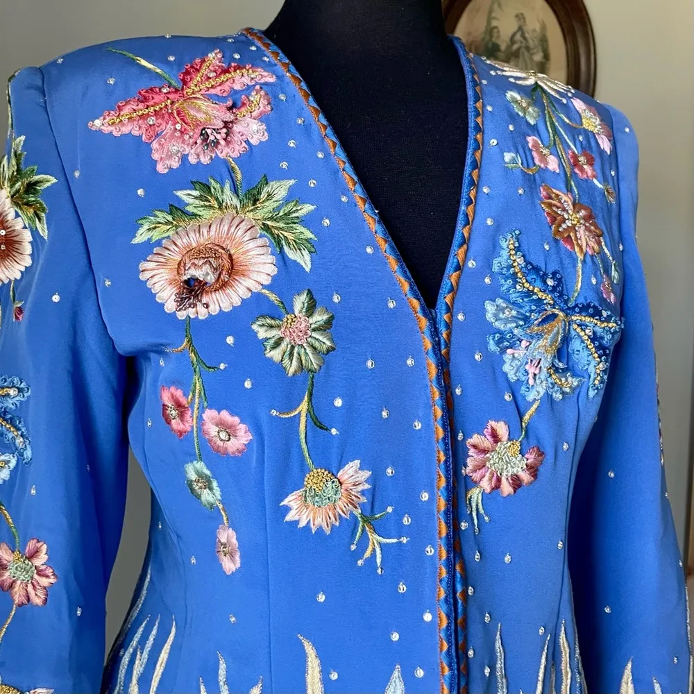 VINTAGE 1980s Silk Embellished Jacket - Image 3