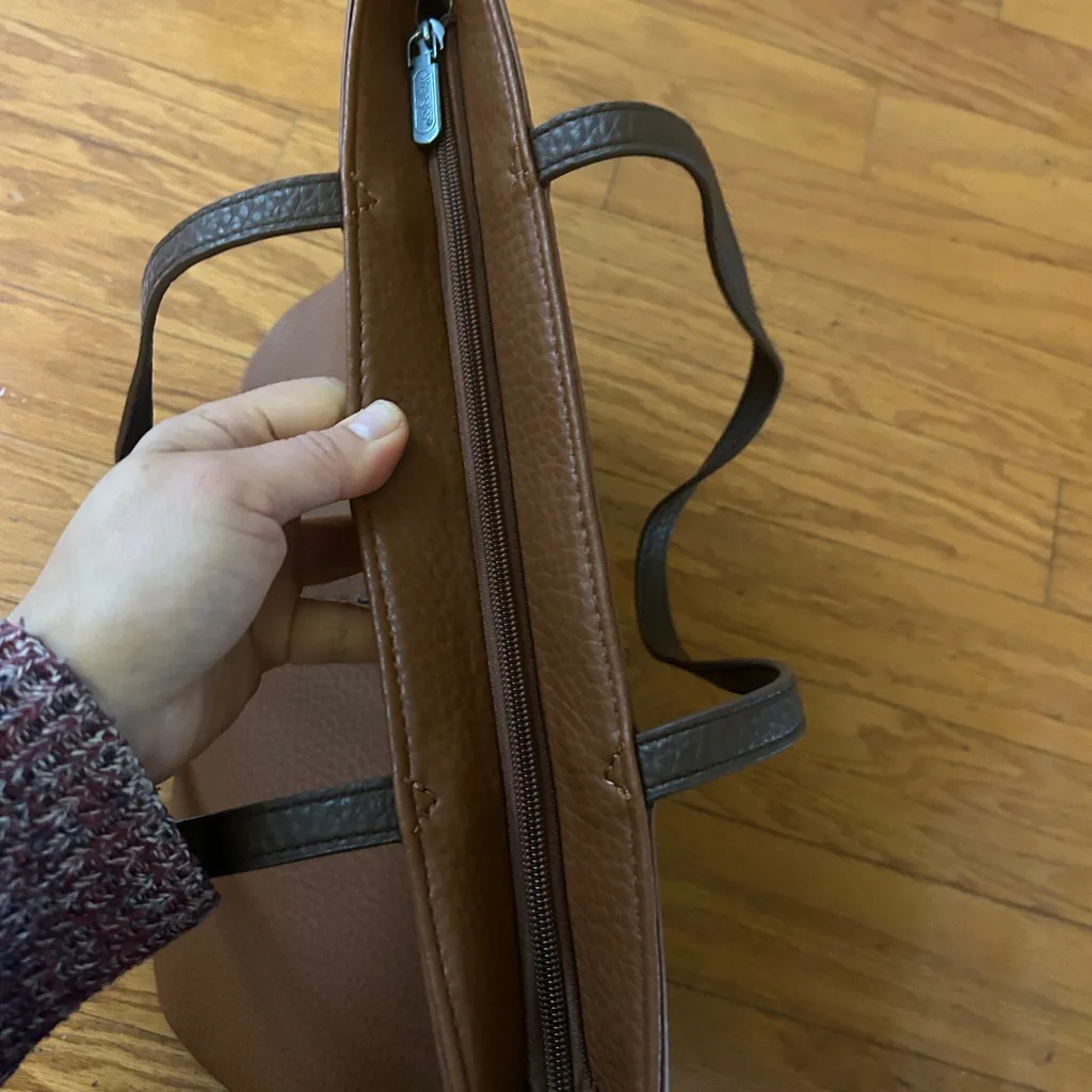 NWT Wrangler women Tote shoulder bag - Image 5