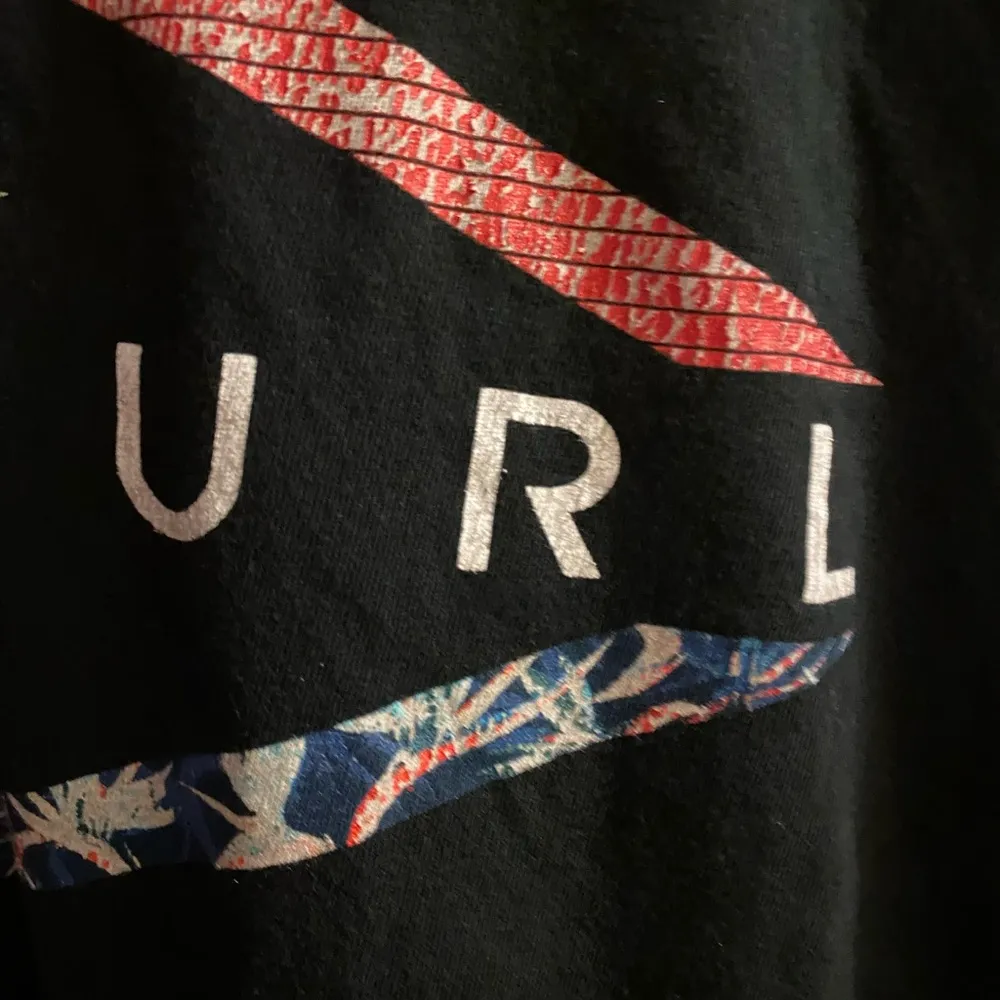 Rip Curl  Women’s  Black T Shirt S Small Graphic Logo Chest 30” Short - Image 3