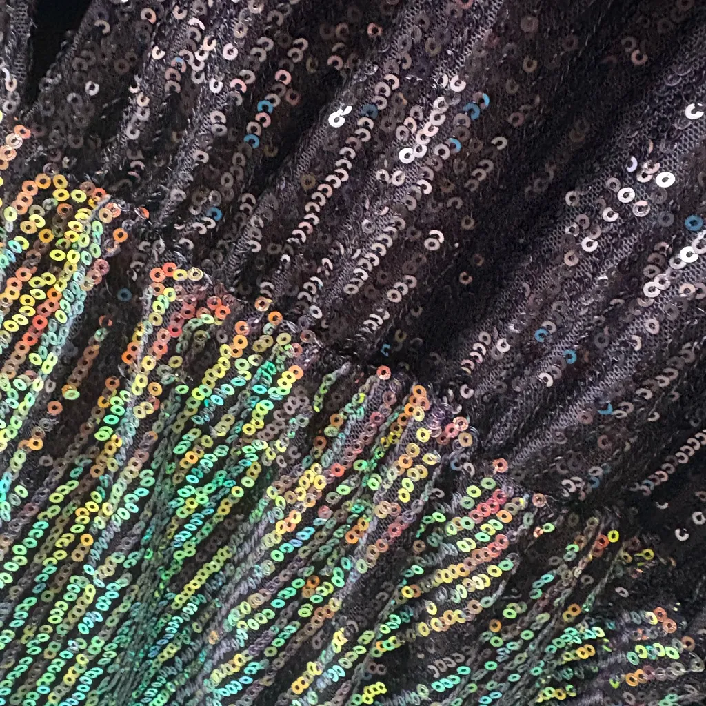 Elegant Black and Gold Sequin Long Sleeve Dress Size 2X - Image 7