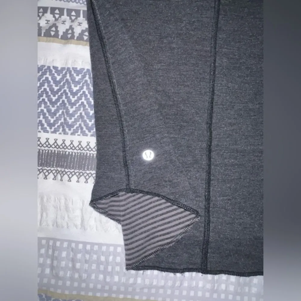Lululemon Reversible Long Sleeve Top size M‎ - Image 3
