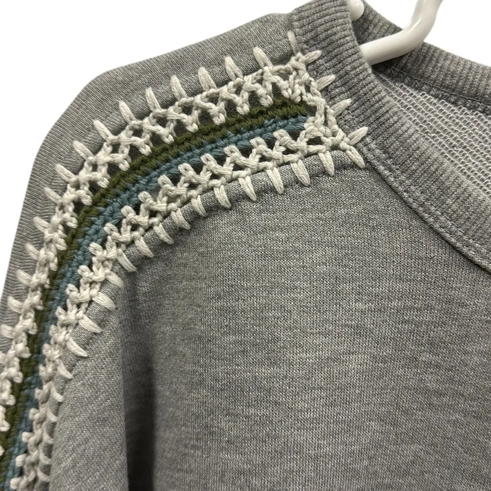 Democracy Asymmetrical Slit Side Grey Crochet Keyhole Sweatshirt Womens Large - Image 3