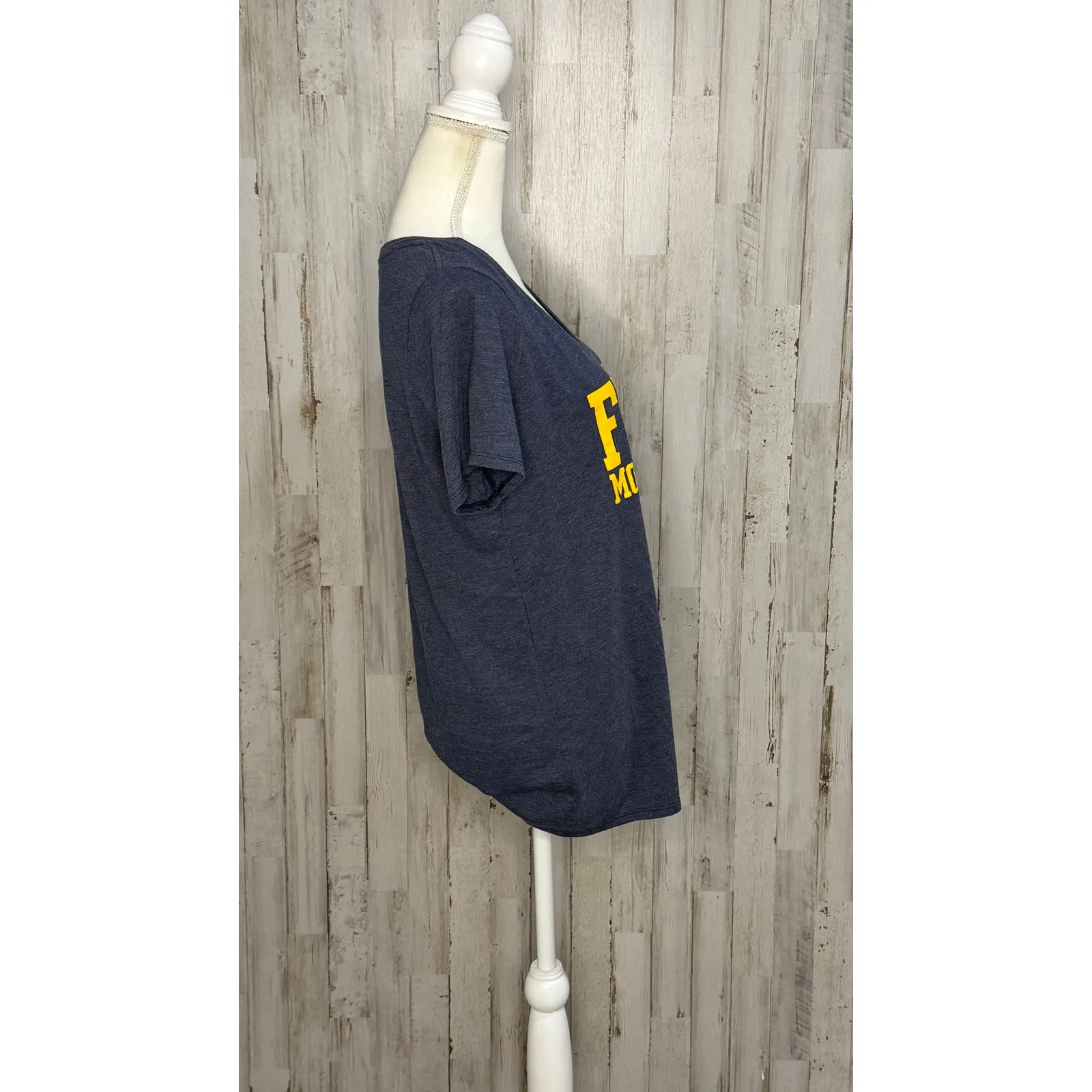 Nike West Virginia Mountaineers Women's V-Neck T-Shirt Blue‎ XL - Image 5