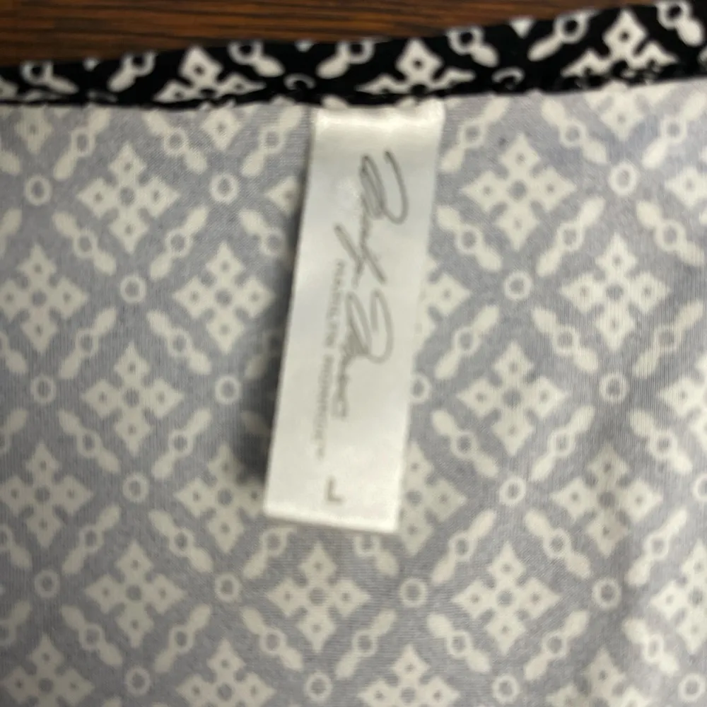 Marilyn Monroe Black and White Peplum Blouse - Image 6