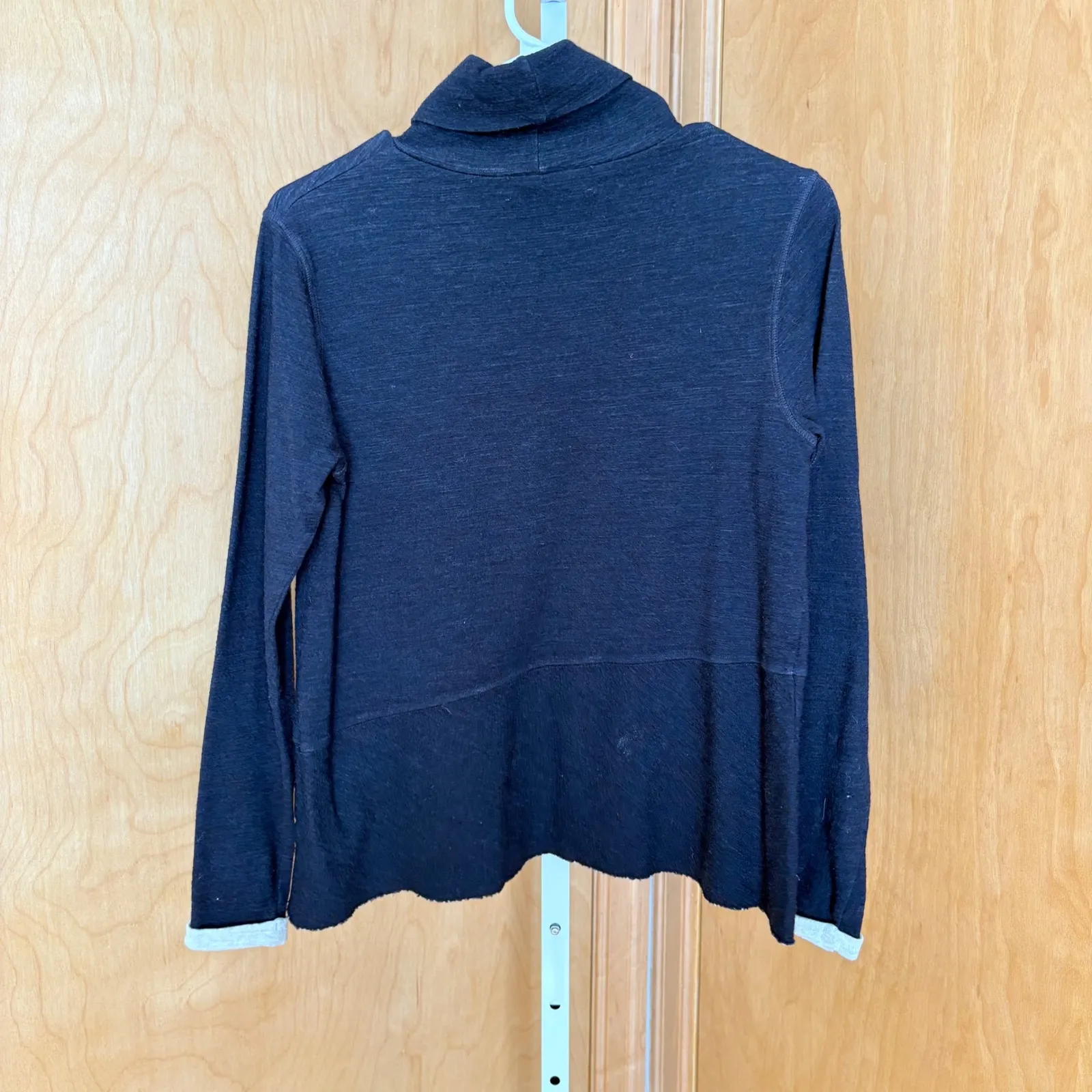 athe vanessabruno Navy Blue Textured Turtleneck Sweater Women's Size M Size M - Image 4