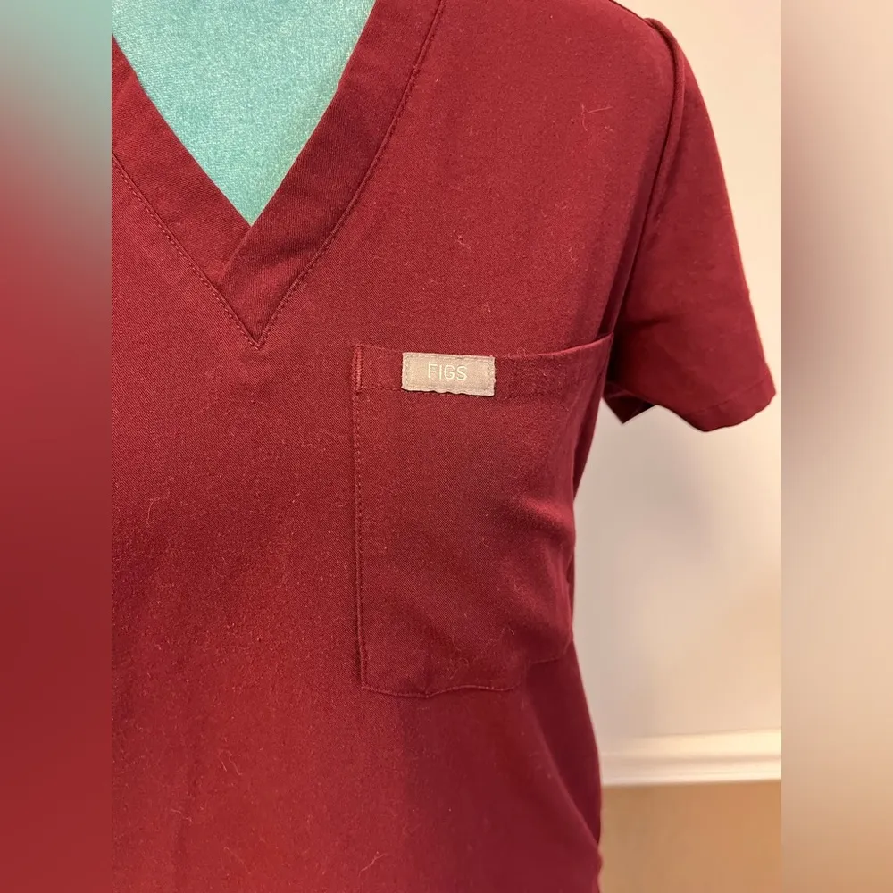 Catarina One-Pocket Scrub Top – Burgundy Size XS | EUC - Image 2