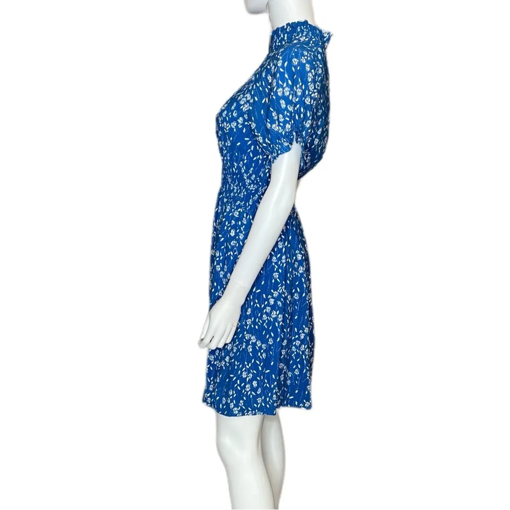 Hayden Floral Smocked Neck Mini Dress Blue Floral Women’s Sz M - Image 3
