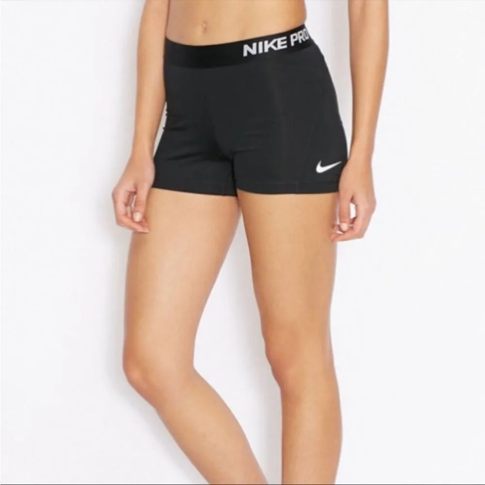 ✨ Nike Pro Core II Women's 2.5 Inch Compression Shorts✨ - Image 6