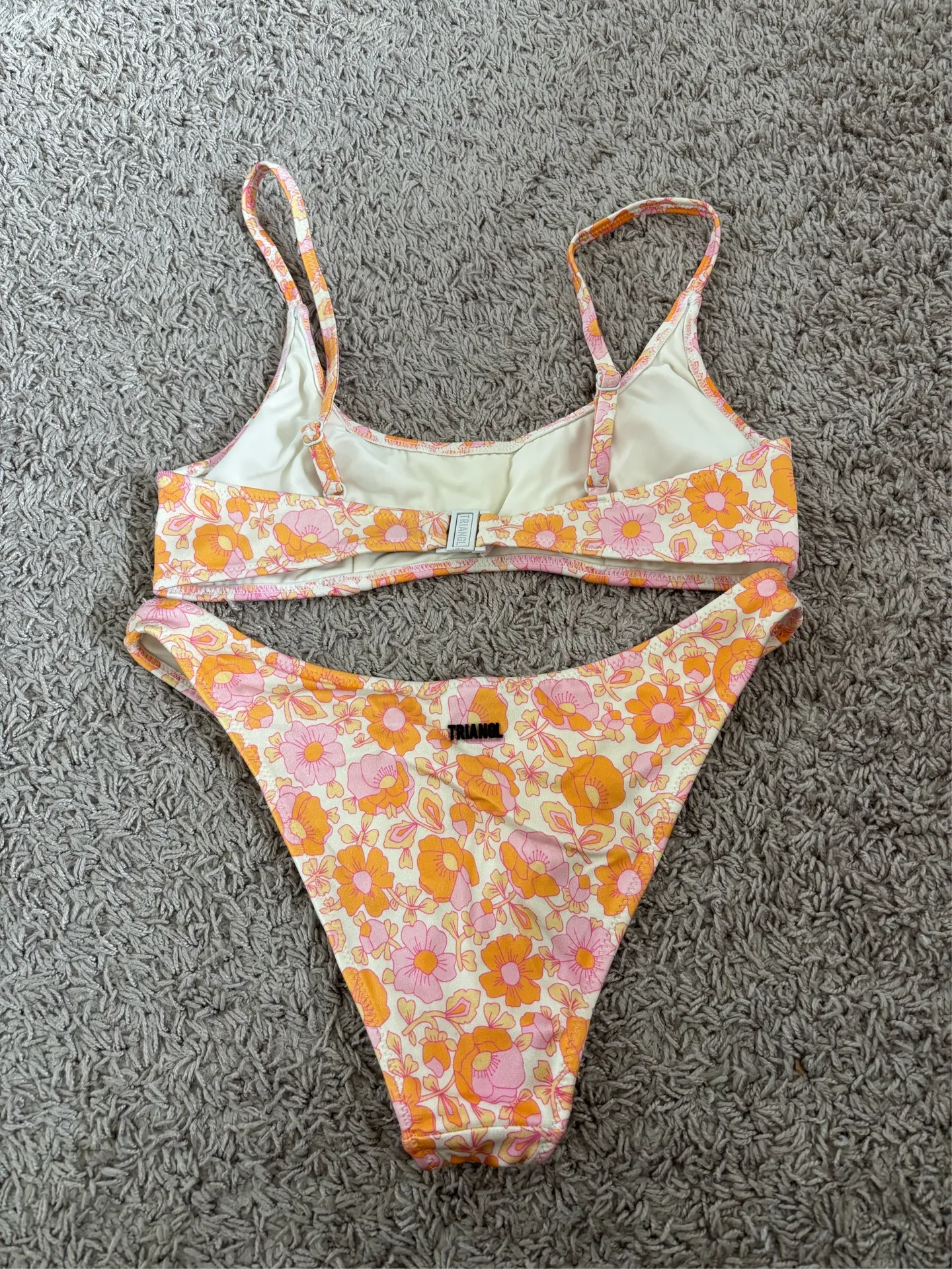 Triangl Bikini Set - Image 2