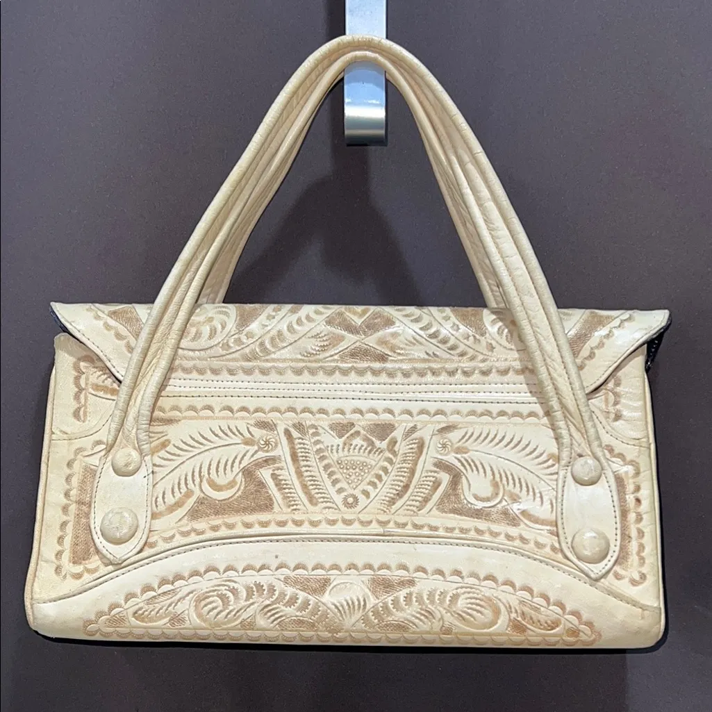1940s Vintage Flores Bags Chic Cream Embossed Shoulder Bag (RARE & 1 of a kind!) - Image 3