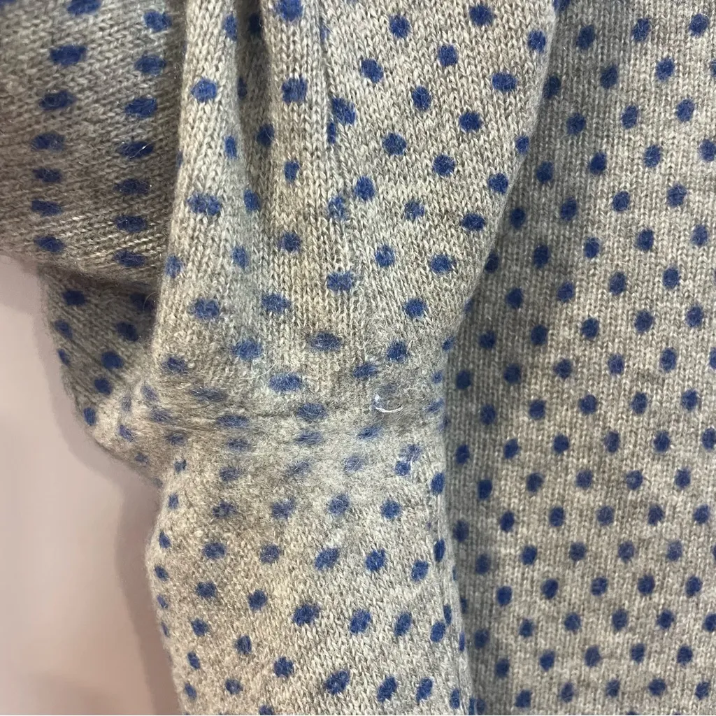 Only Mine 100% Cashmere polka dot cardigan• Size Medium Gray - Image 8