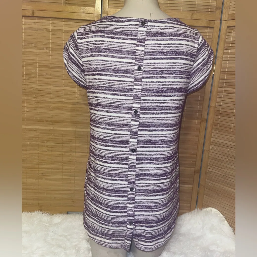Market & Spruce purple Womens Bravyan Button Back Detail Knit Top Medium shirt - Image 3
