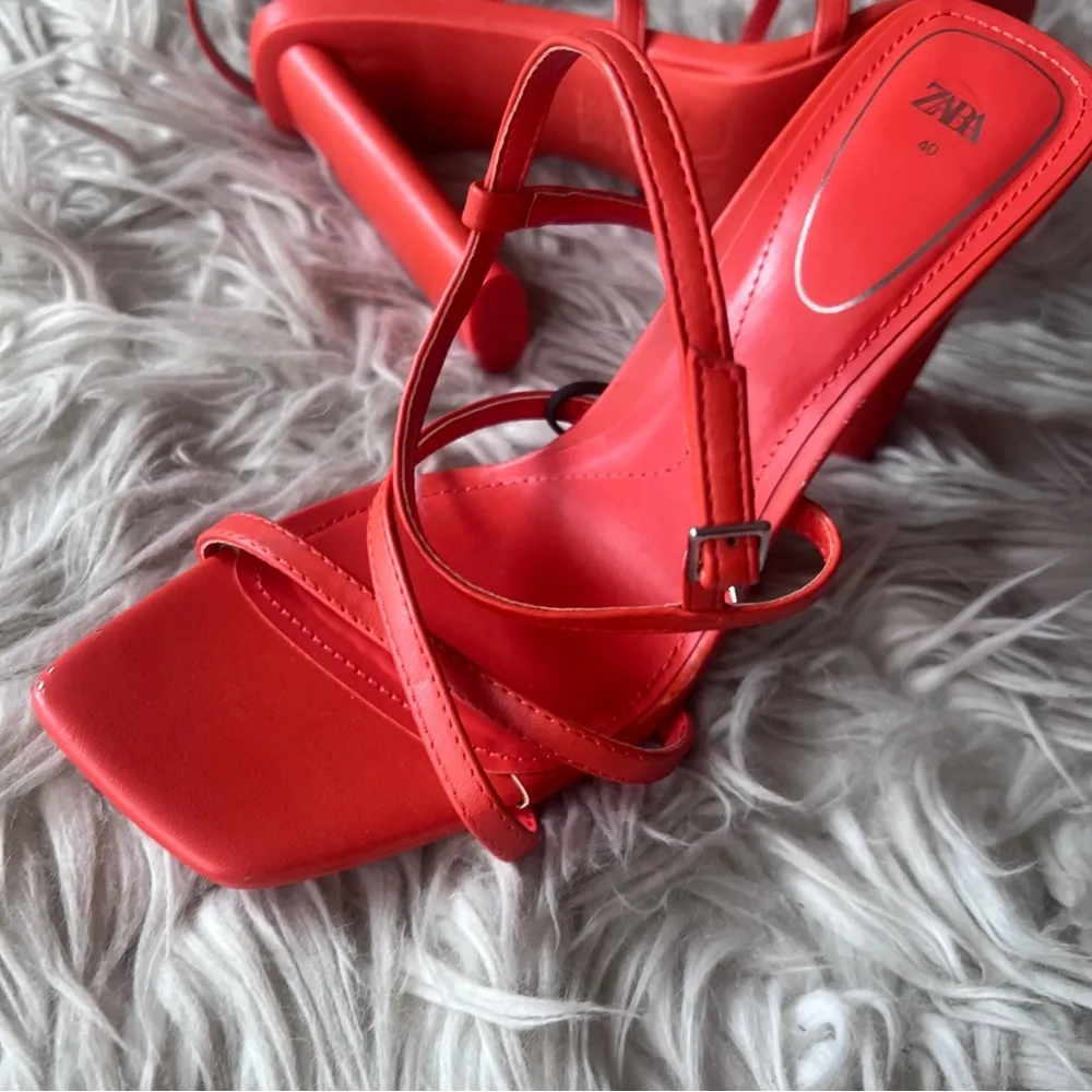 Zara Orange Strappy Sandals - Image 7