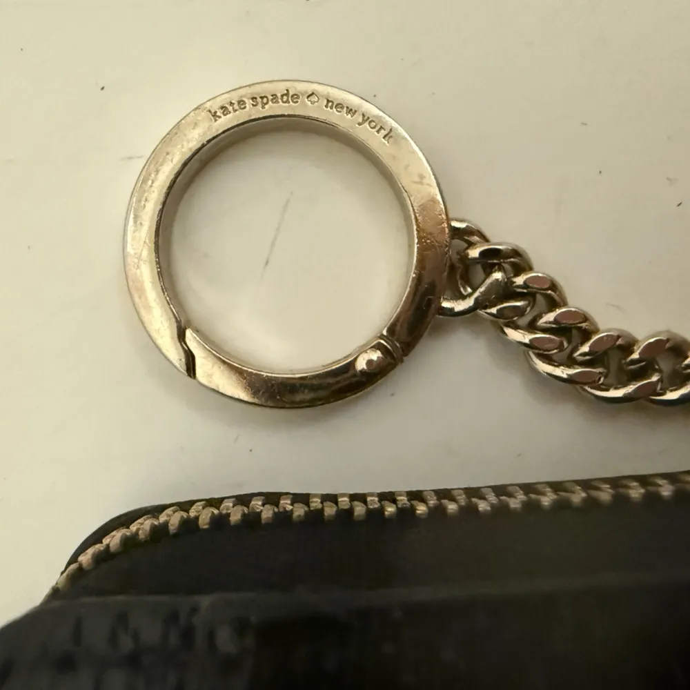 Kate Spade Jeanne Black Leather Zip Around Wallet Key Chain Ring Small - Image 6