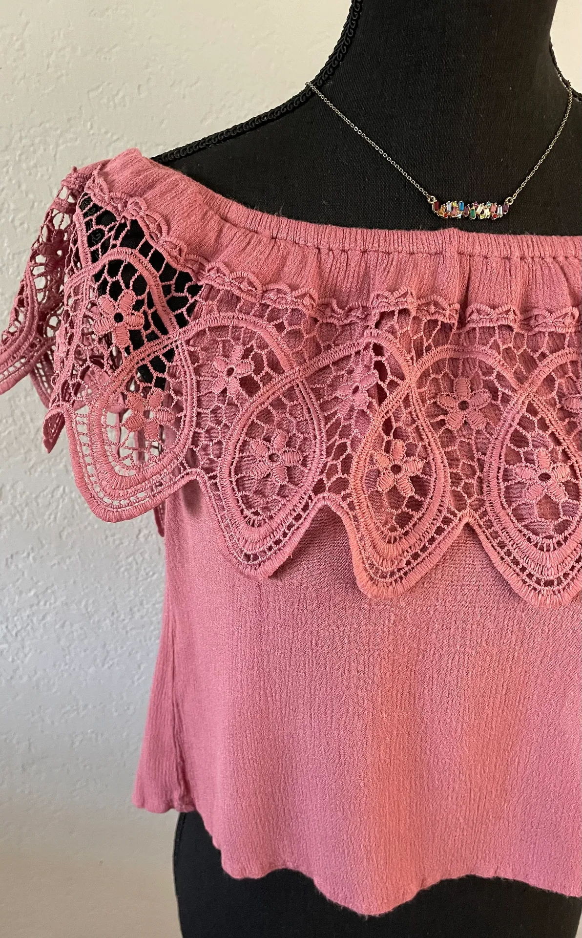 Iris Women Off The Should Pink Lace  Top - Image 2