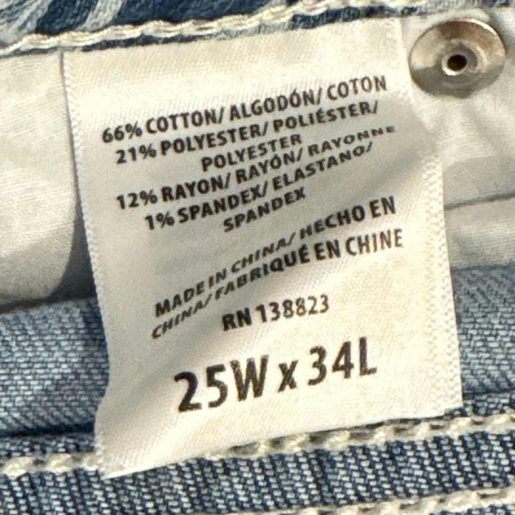 Shyanne  Patterned Flare Jeans size 25x34 - Image 3