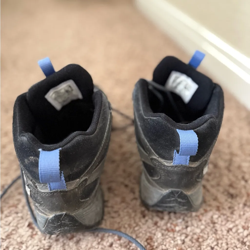 Merrell Black and Blue Trail Shoes - Image 5