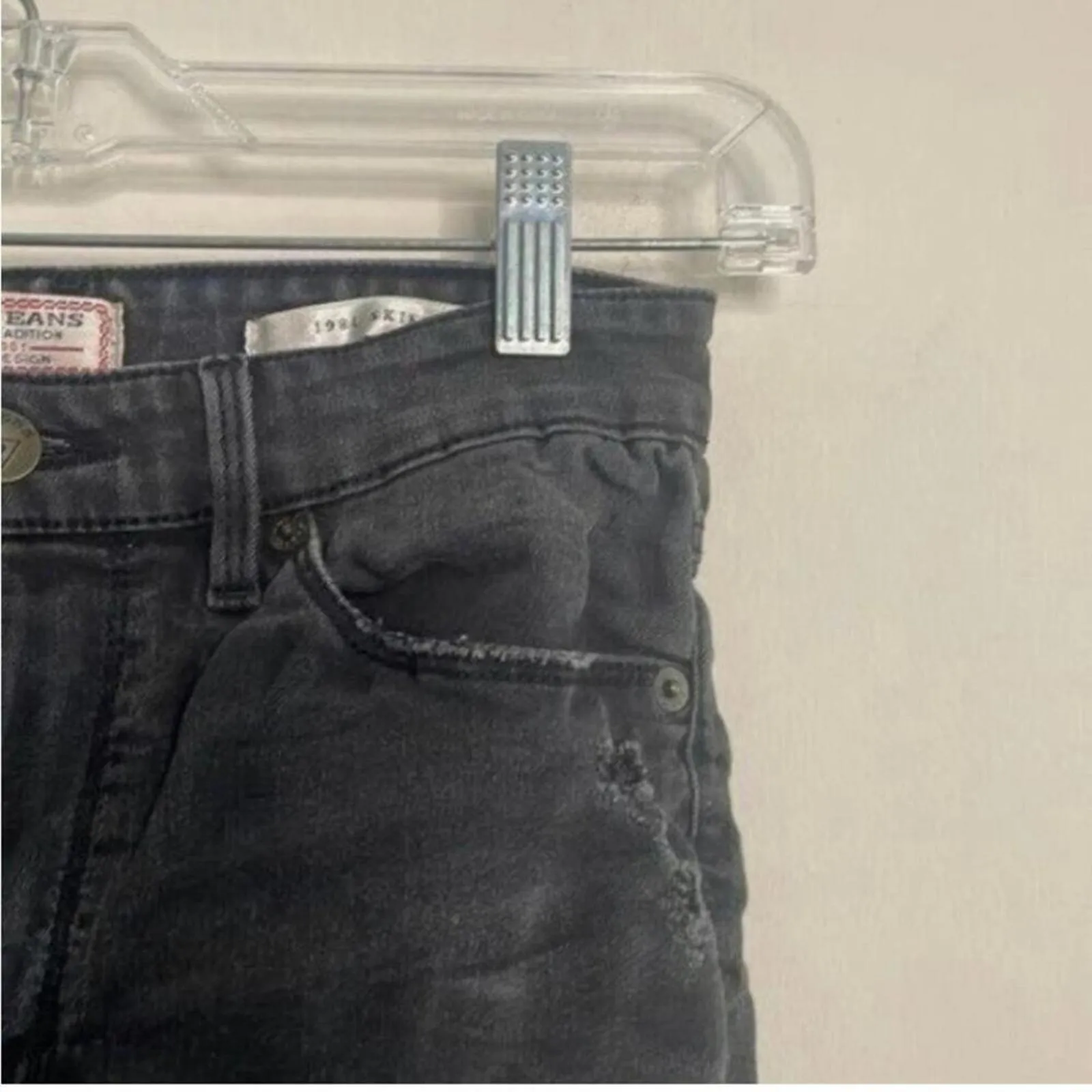 Guess 1981 Skinny Dark Grey Ultra Distressed Skinny Jeans Moto Grunge emo - Image 2