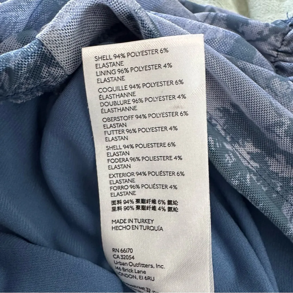 Urban Outfitters Women’s Mesh Short Sleeve Mini Dress Size XS - Image 7