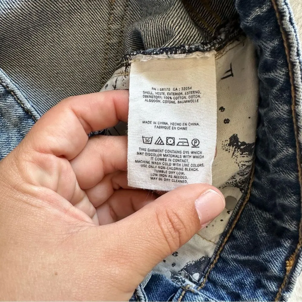 Pilcro and Letterpress Hyphen Fringe Bottom Jeans Women’s Size 26 - Image 6