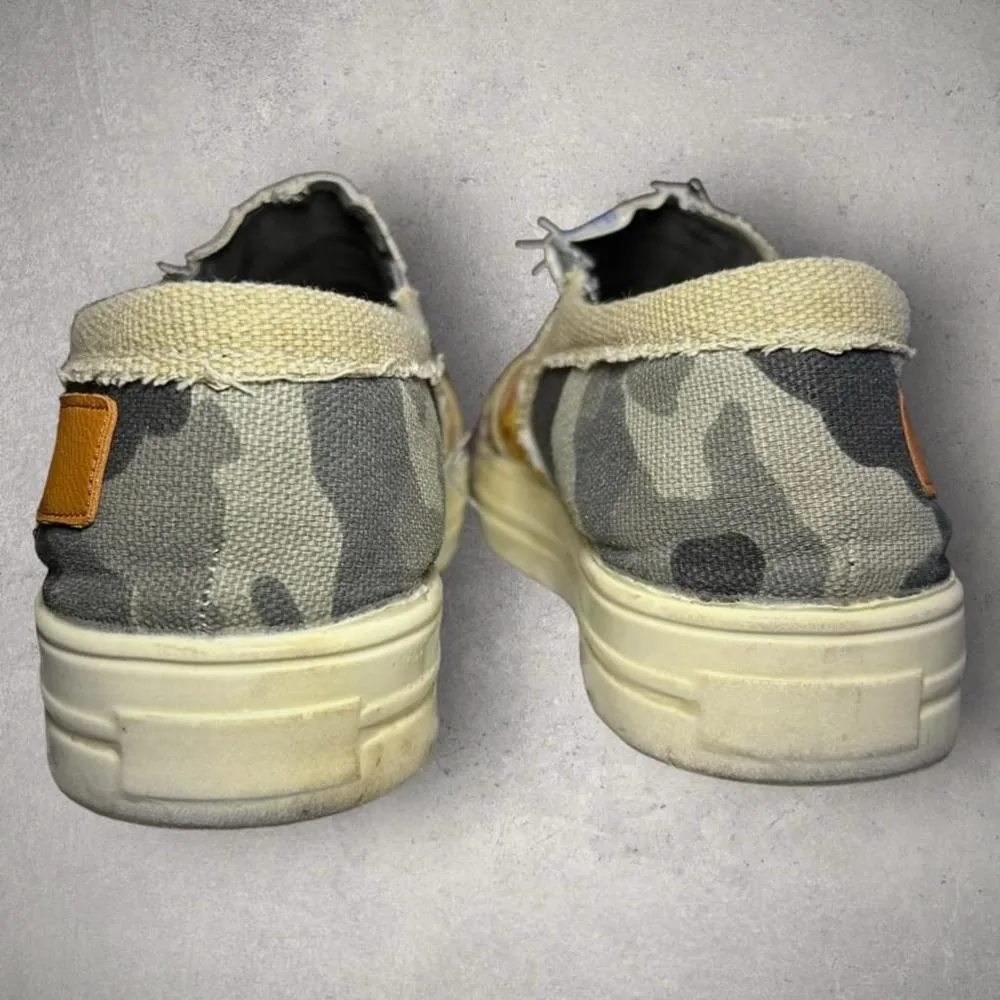 Women's Multicolor Floral Slip-On Canvas Raw Edge Flat‎ Shoes - Image 4