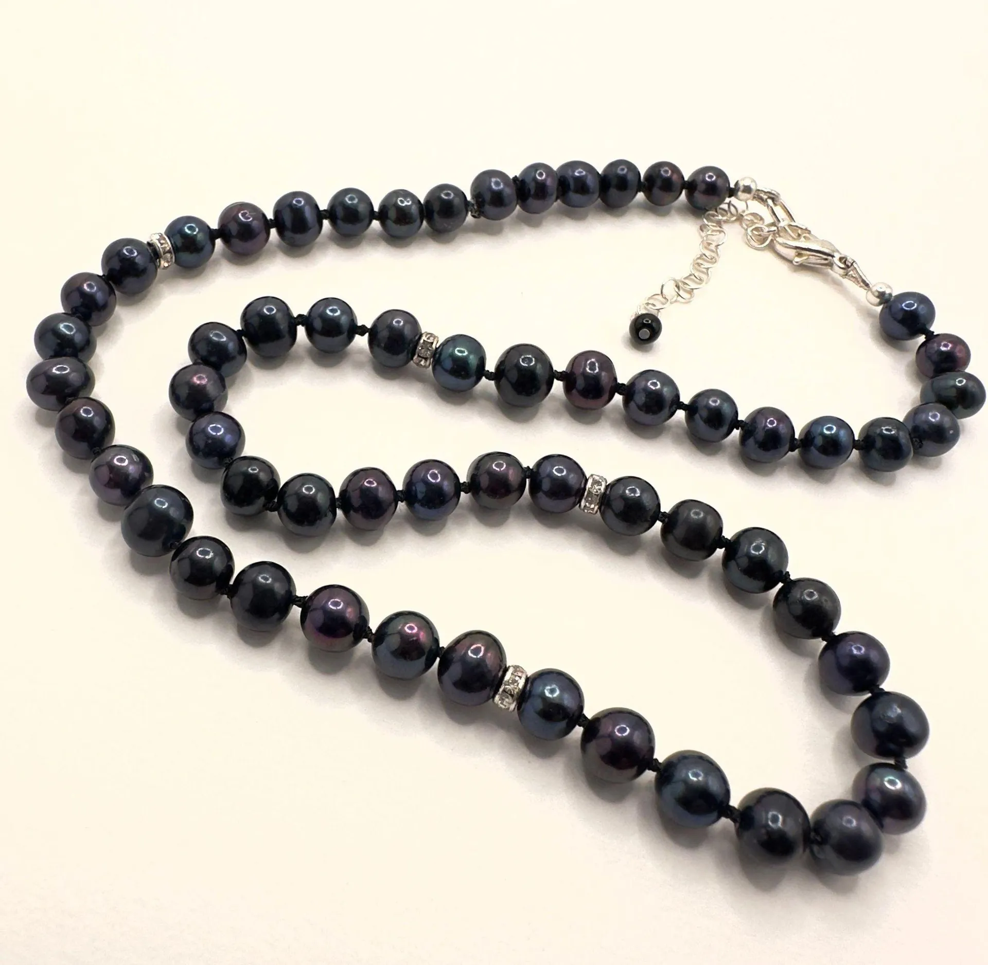 Genuine Black Pearl Handcrafted Necklace - Image 4