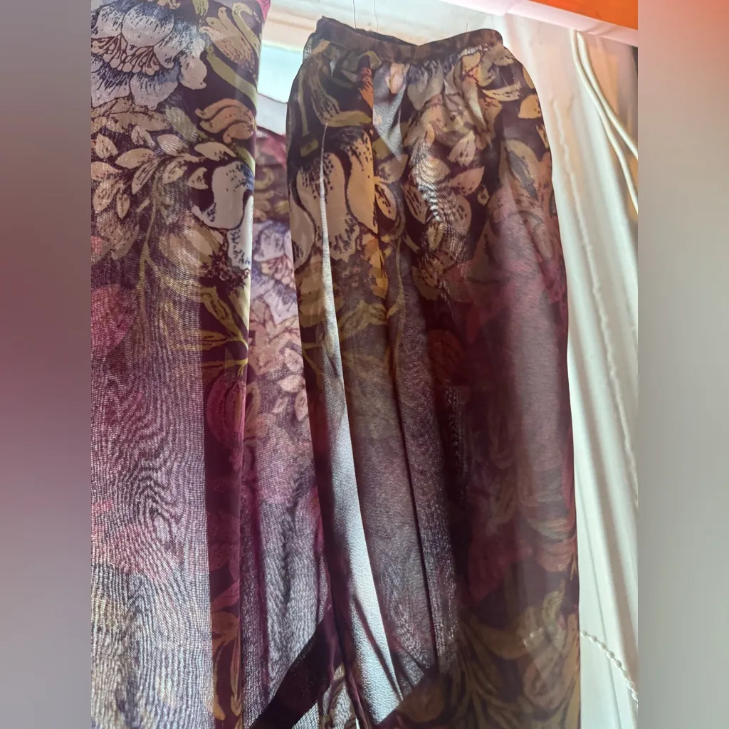 INVESTMENTS L Burgundy Floral Blouse | Long Sleeve Chiffon Top Size L - Image 5